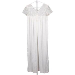 Lelis Lingerie VTG Nightgown S Lace Long Classic Off White Buttons Goregous